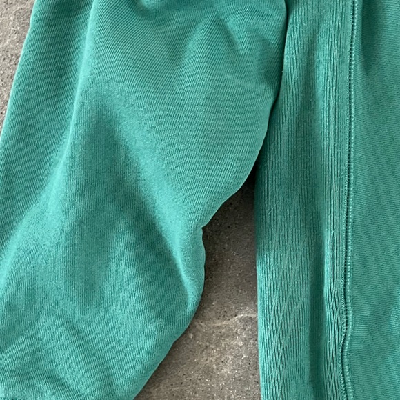 Champion UO Exclusive Quarter-Zip Mock Neck Sweatshirt sz medium baggy fit! - Picture 11 of 12